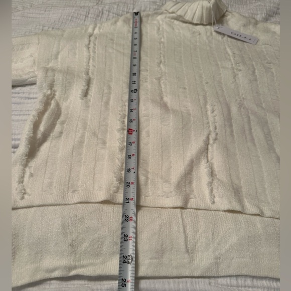 Gilli Picked Stitch Sweater - NWT - Size S - Picture 14 of 15